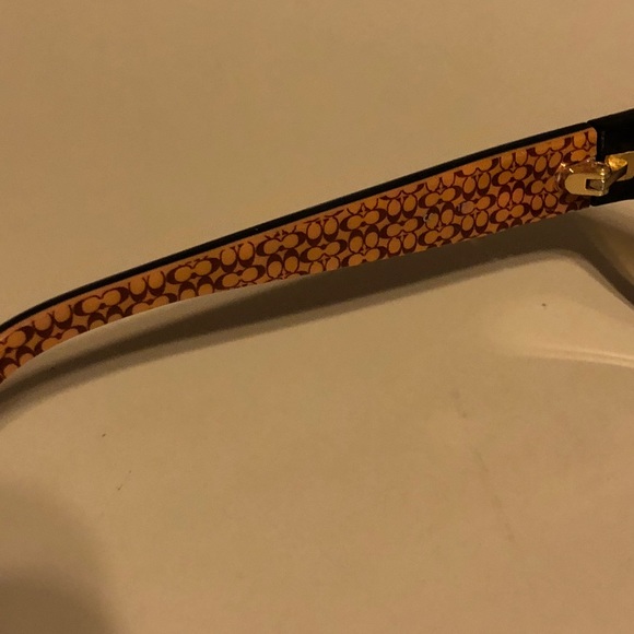 🛑SOLD Authentic Coach Eva sunglasses - Picture 4 of 5